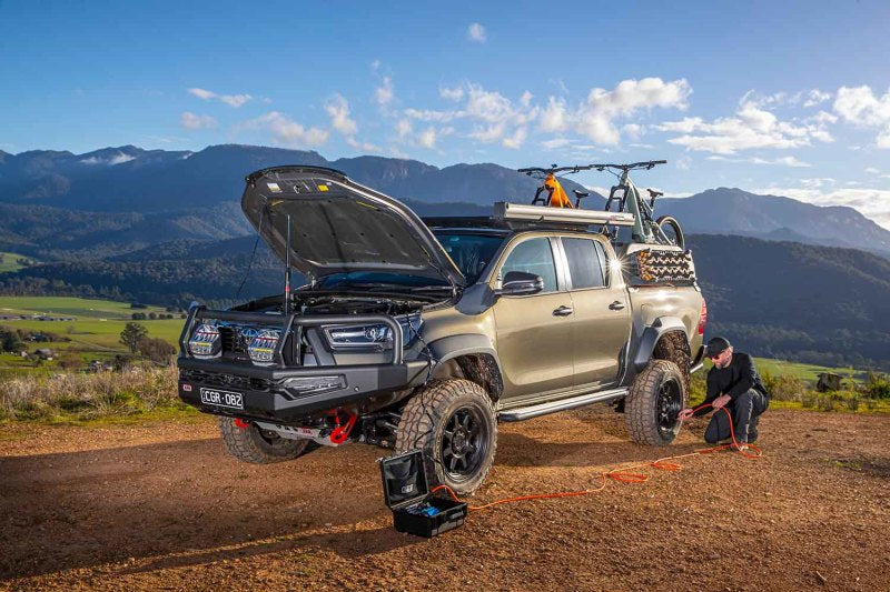 ARB Portable 12V Single Motor Air Compressor with Carrying Case and Accessories