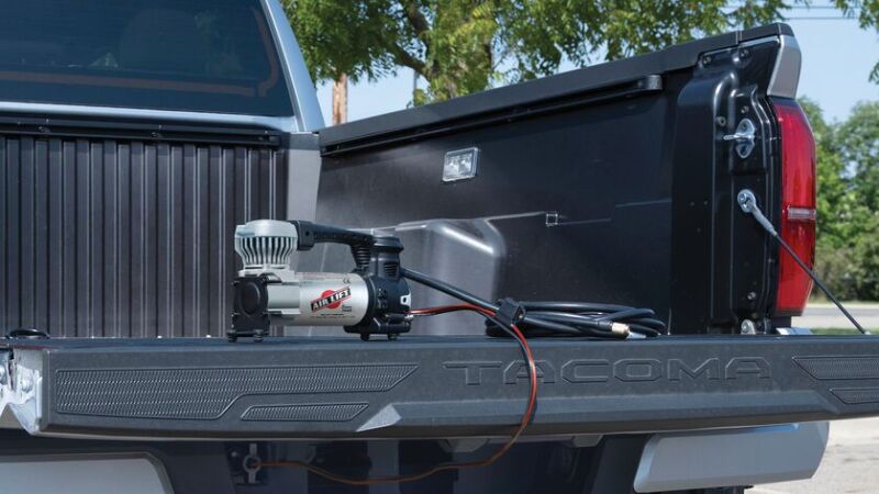 Air Lift Digital Portable Compressor Part #16188 – 12V, 120 PSI with Digital Gauge and Multiple Power Options