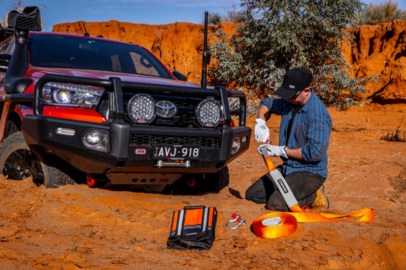 ARB Weekender Recovery Kit with 17,600 lb Snatch Strap and Gear - Part Number RK12A