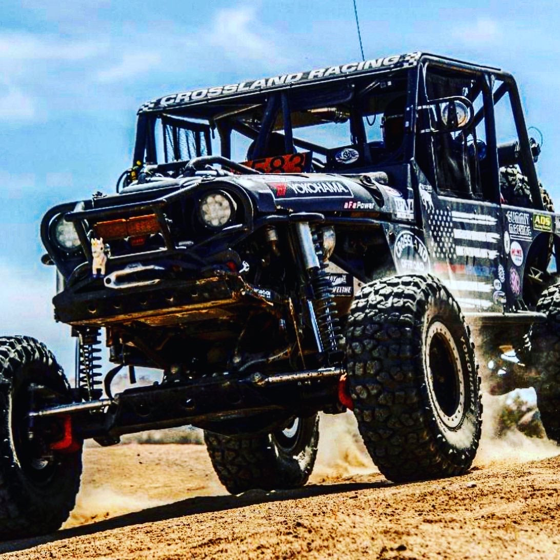 Round light pods for off-road racing.