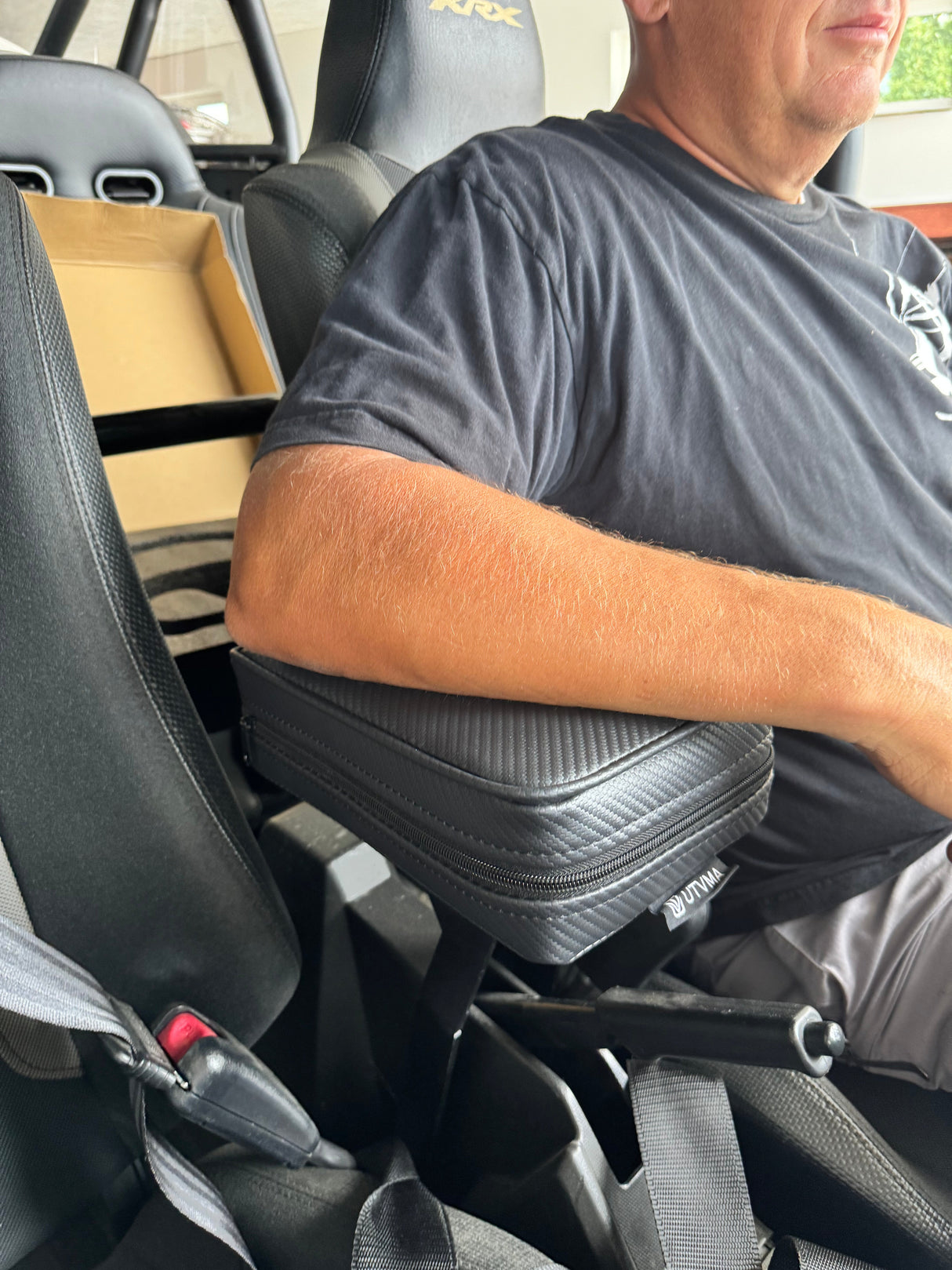 UTVMA Maverick Trial Armrest with Bracket (2018-2024)