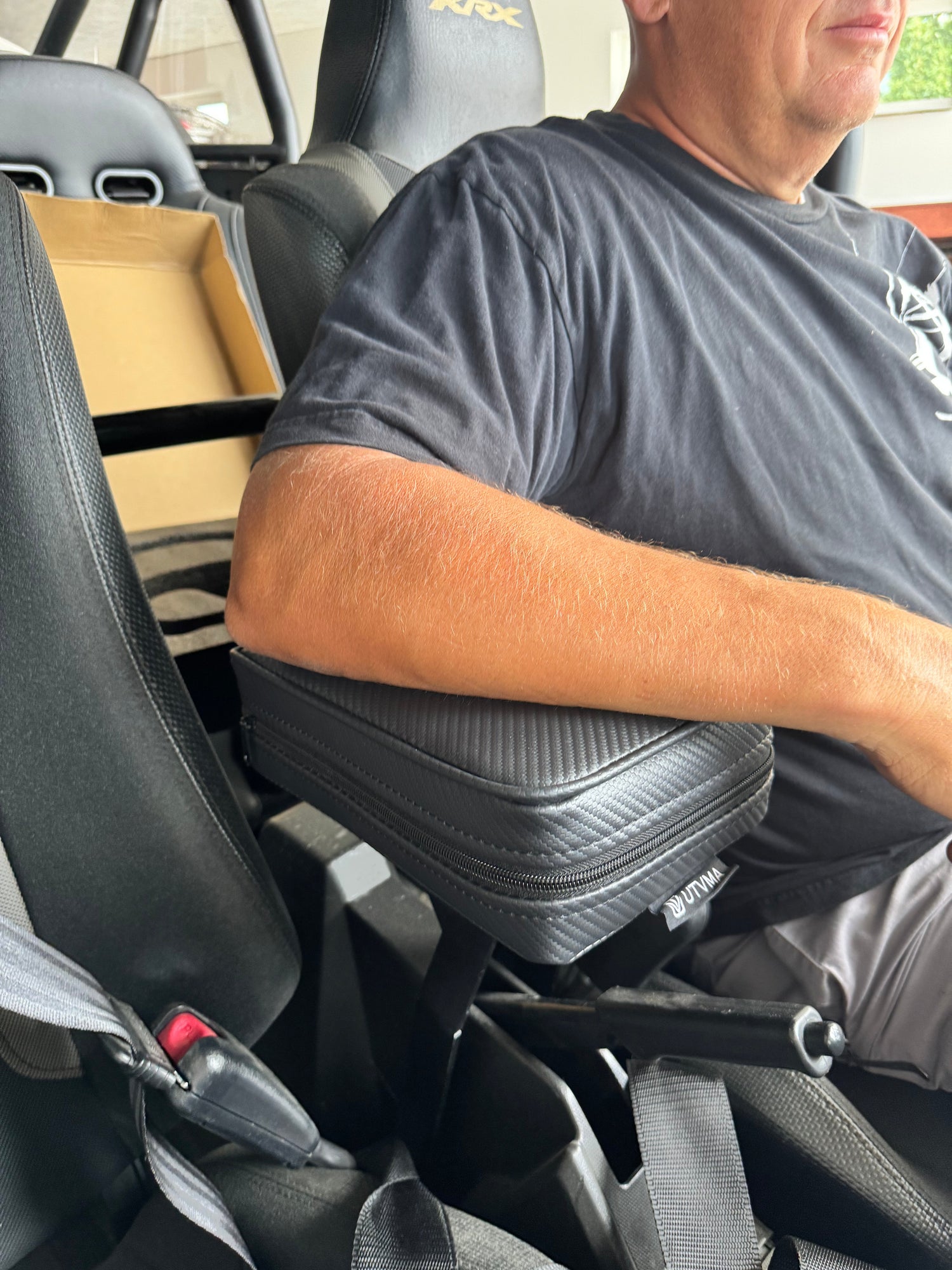 UTVMA Maverick Trial Armrest with Bracket (2018-2024)