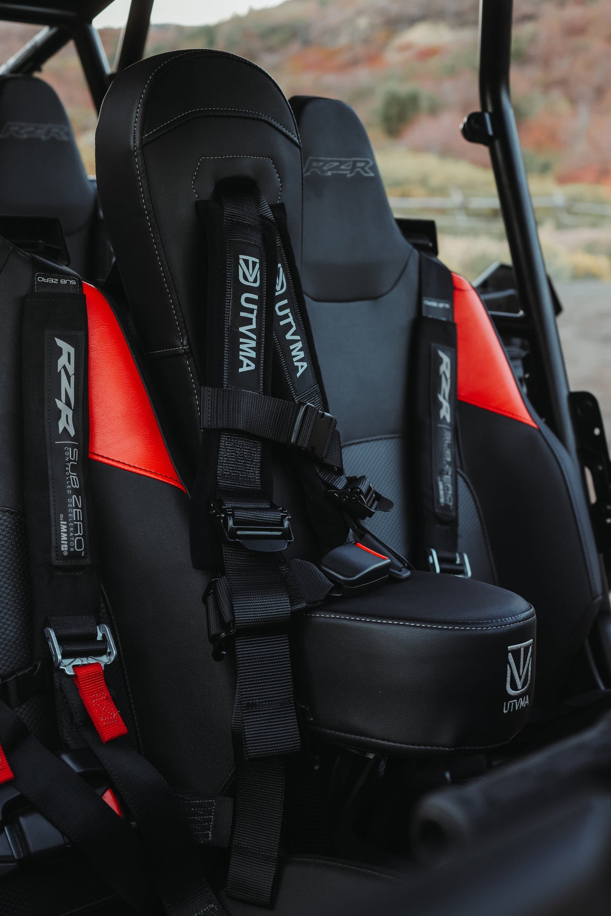 2024+ RZR 1000 FRONT Bump Seat