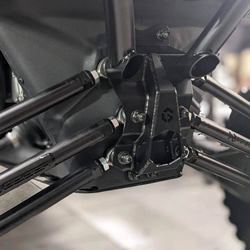 Geiser Performance Can Am Maverick X3 (2022) Radius Rod Plate