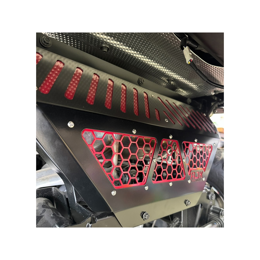 Polaris Ranger XD 1500 Exhaust Cover