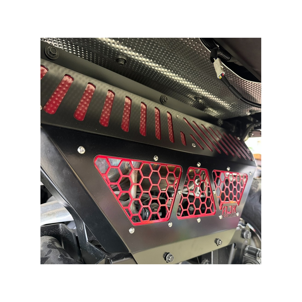 Polaris Ranger XD 1500 Exhaust Cover