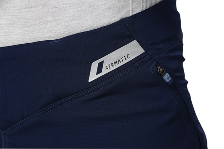 100% Airmatic Shorts - Navy, US Size 32 - Trail and Mountaineering Comfort