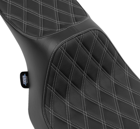 DRAG SPECIALTIES SEATS Predator III 2-Up Seat for Harley FLT/FLH 2023-2024 – Vinyl Double Diamond Silver Stitching