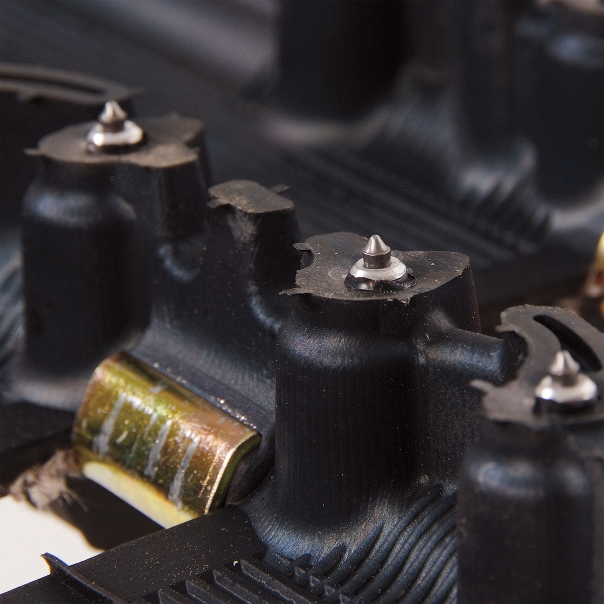 CAMSO ICE Attak XT™ Track - Mostly Groomed/Aggressive - 15" W x 121" L - 1.22" Lug Height 9200H