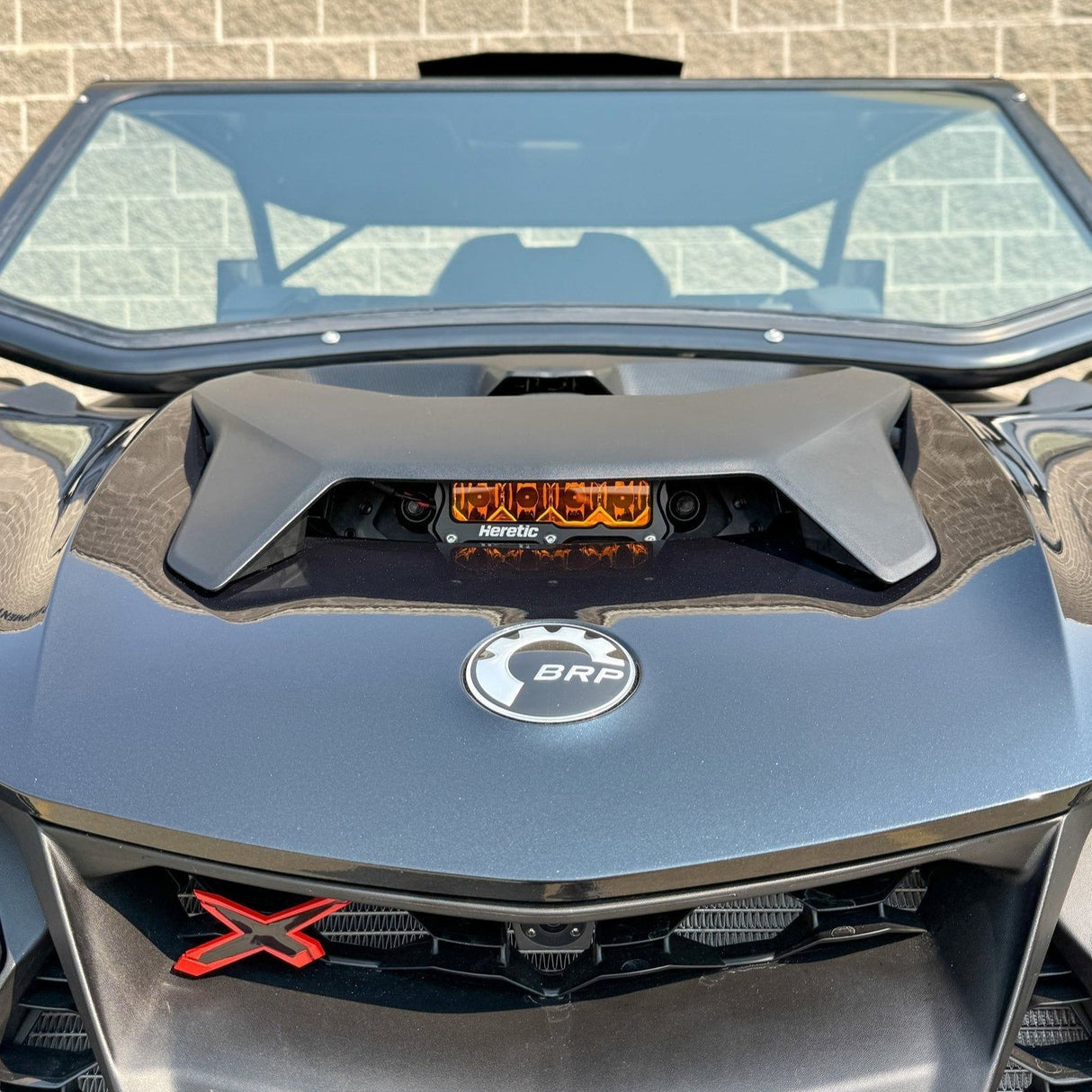 Can Am Maverick R BA-4 Hood Scoop LED Light Bar | Heretic