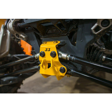 Can Am Maverick R Pull Plate | S3 Power Sports