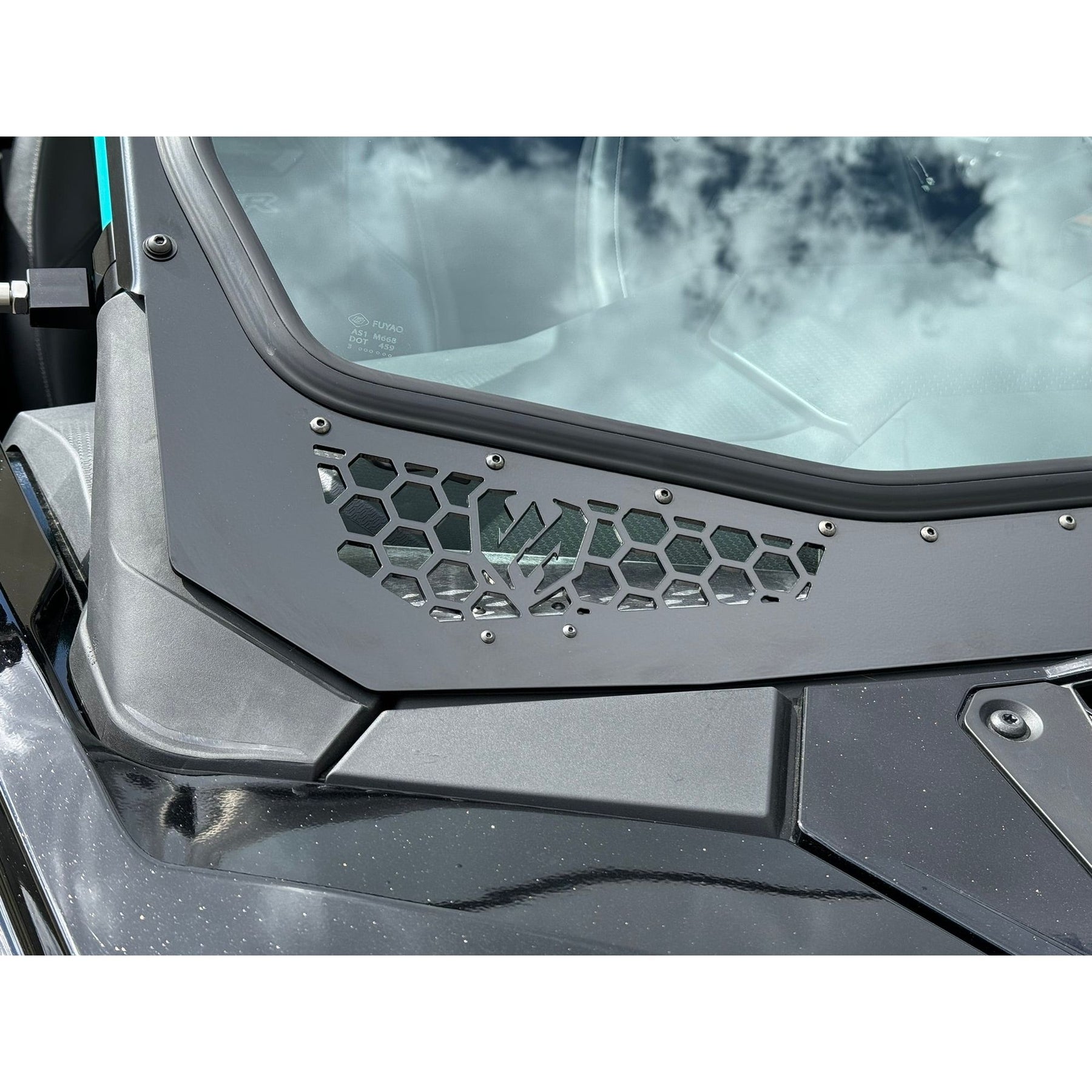 Polaris RZR Pro R / Pro S Glass Windshield | Moto Armor