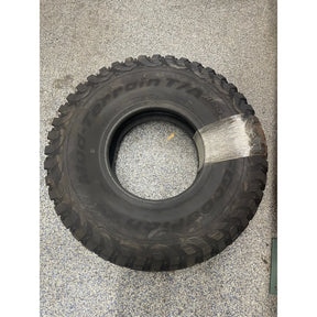 KM3 Tire (GARAGE SALE)