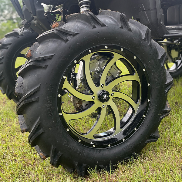 Outlaw 42 XP Tire | High Lifter