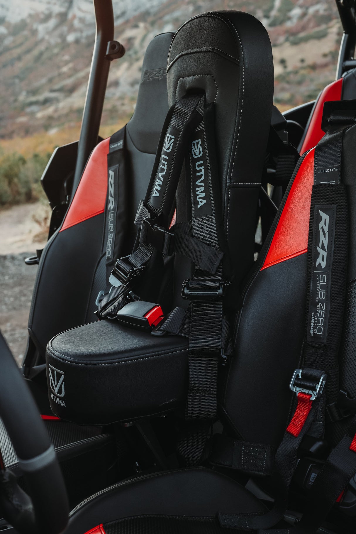 2024+ RZR 1000 FRONT Bump Seat