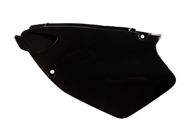 Acerbis Yamaha YZ125/250 Side Panels – Black (Part #2071280001) for 1996-2001 Yamaha YZ Models