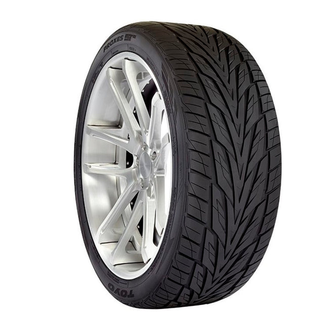 TOYO Proxes ST III 275/50R20 113W XL Tire for SUVs and Trucks