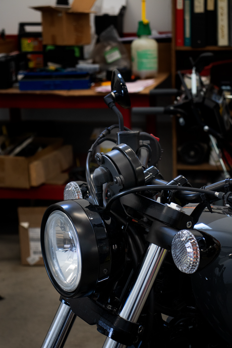 KOSO DL 04B Speedometer and Gauge Kit with Bracket for Yamaha Motorcycles - Part No. BE077000