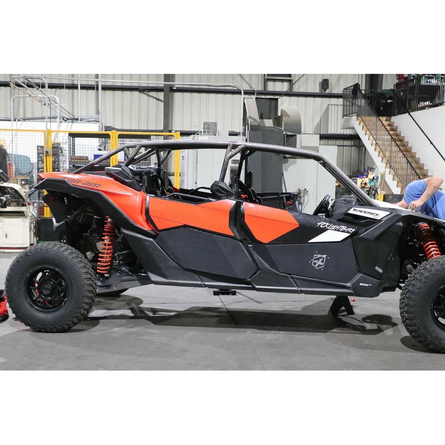 Can Am X3 MAX Radius Roll Cage