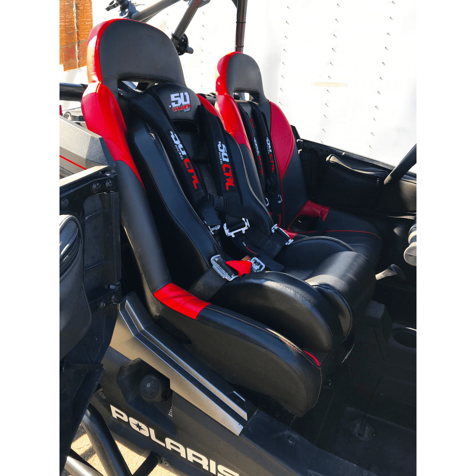Child clearance racing seat