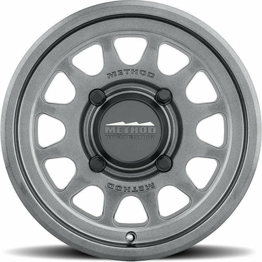 Method Race Wheels 414 Bead Grip (Gloss Graphite)