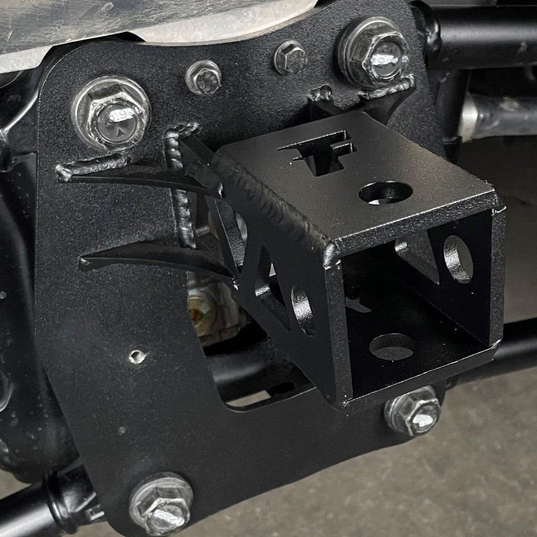 Polaris RZR Pro R / Turbo R Hitch Pull Plate